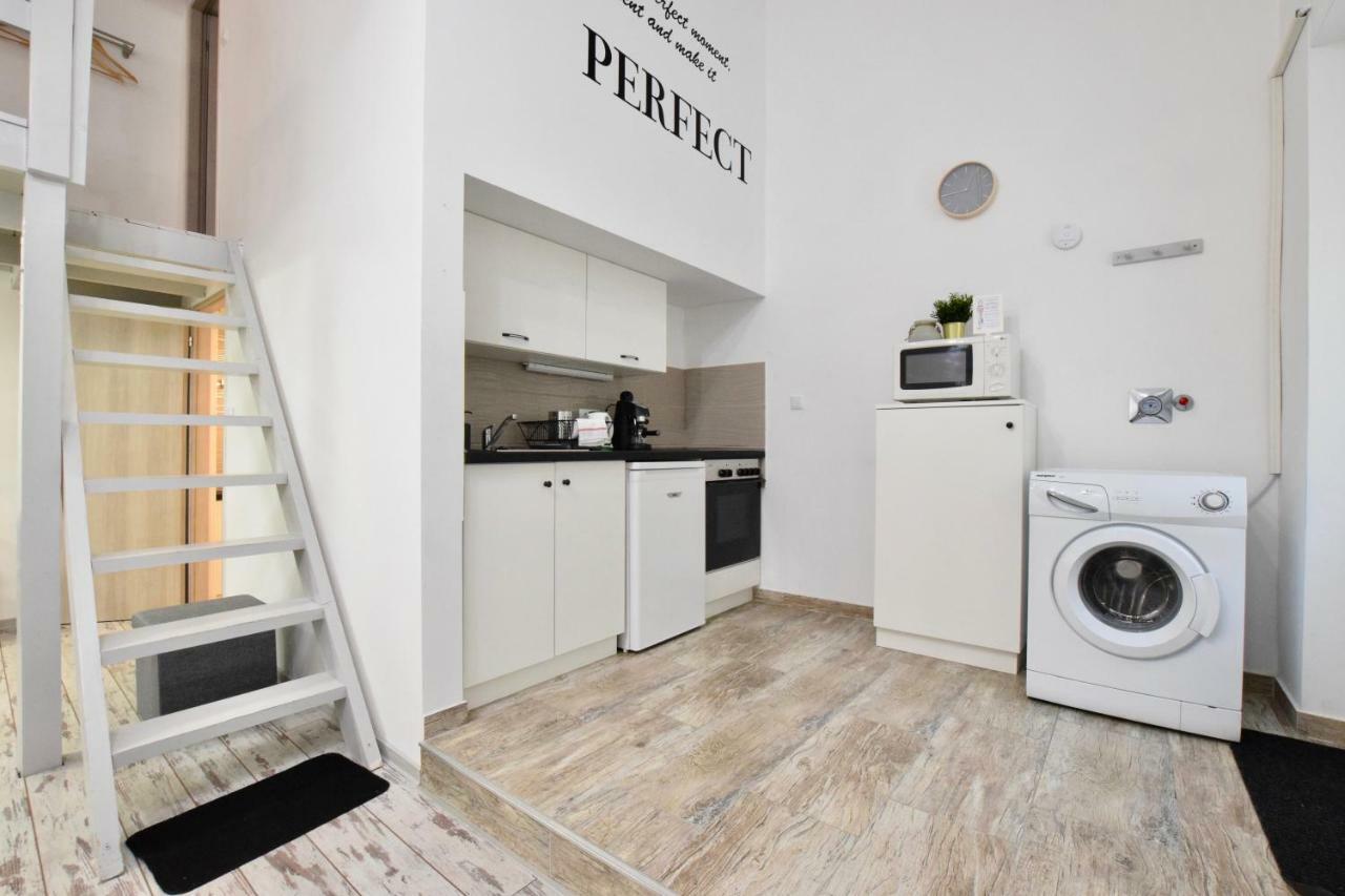 Standard Apartment By Hi5 - Akacfa 59 Budapest Exterior photo